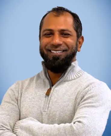 Portrait of Faysal Ahmed, Client Coordinator at Dynamic Tax & Accounting